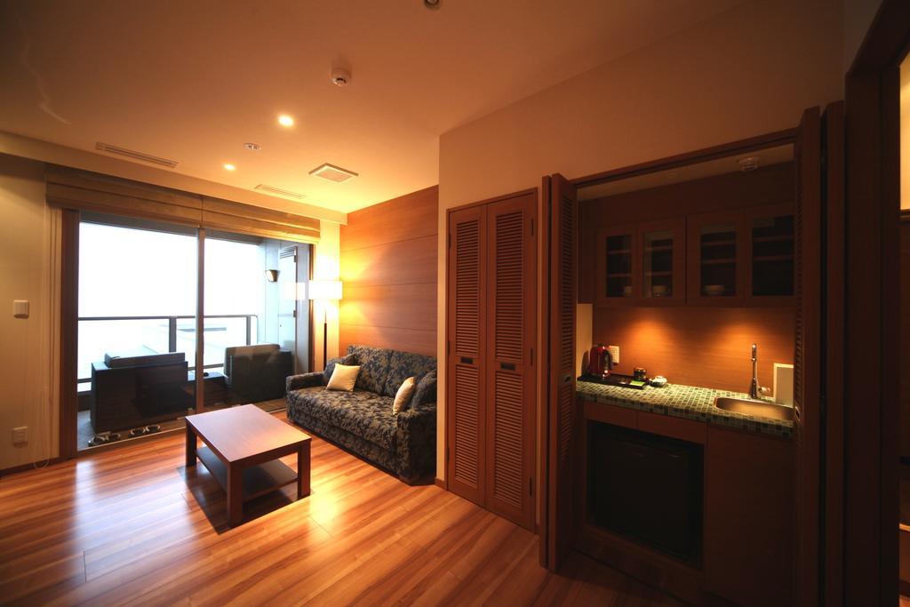 Amane Resort Seikai Beppu Kamer foto A suite at the hotel
