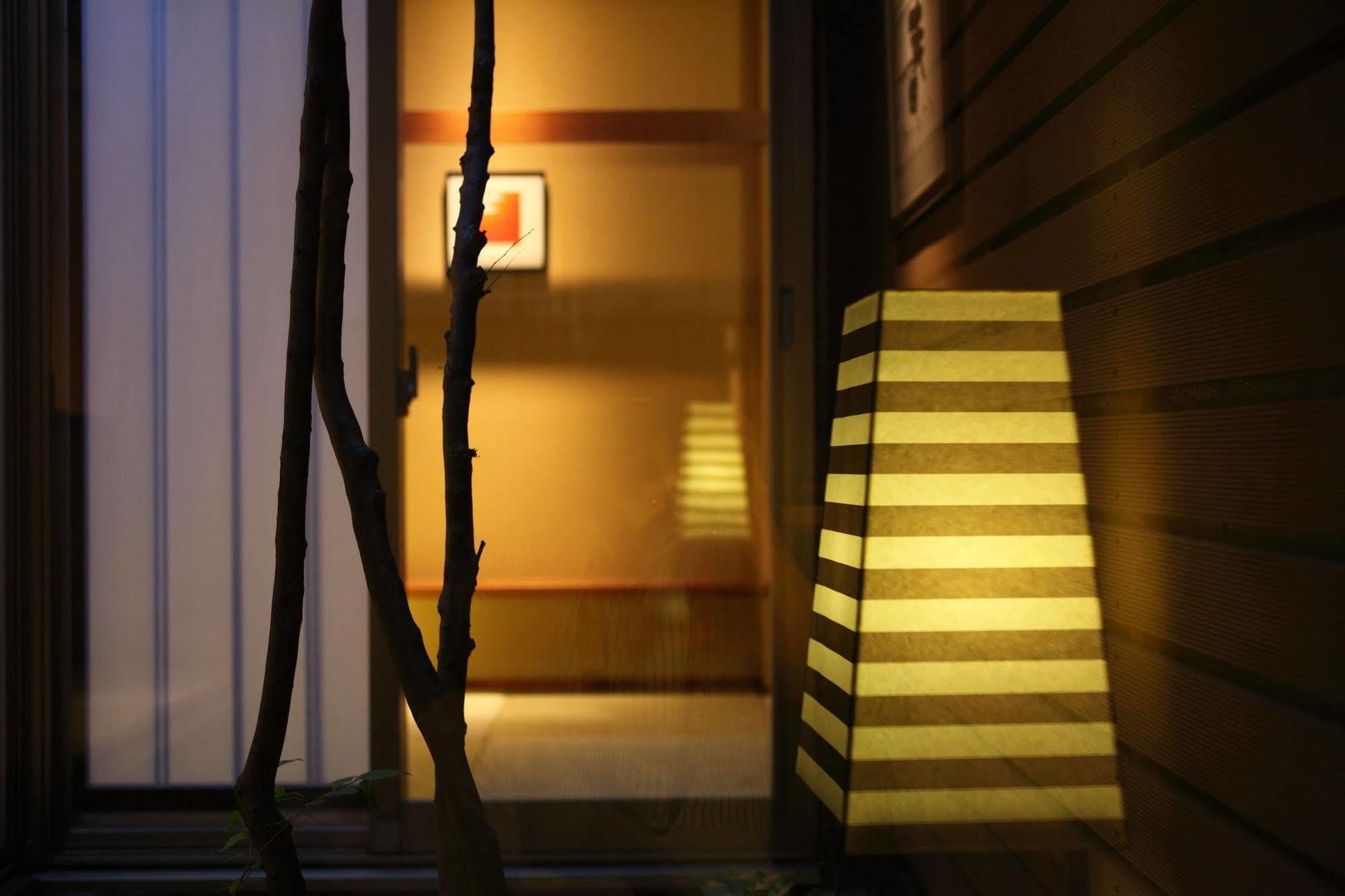 Amane Resort Seikai Beppu Buitenkant foto A traditional Japanese house